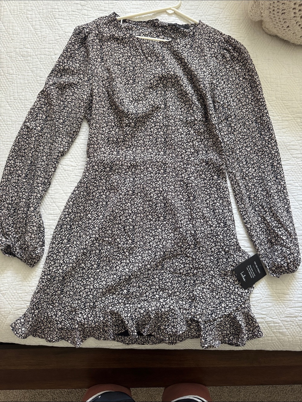 Lulu's Black & White Floral Long-Sleeve Ruffle-Hem Dress